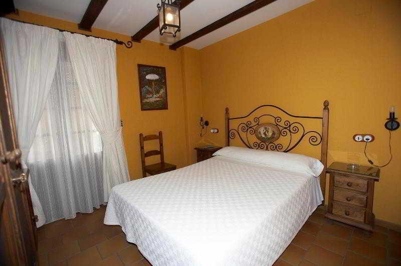 Hotel Posada San Antonio Ель-Боске Екстер'єр фото
